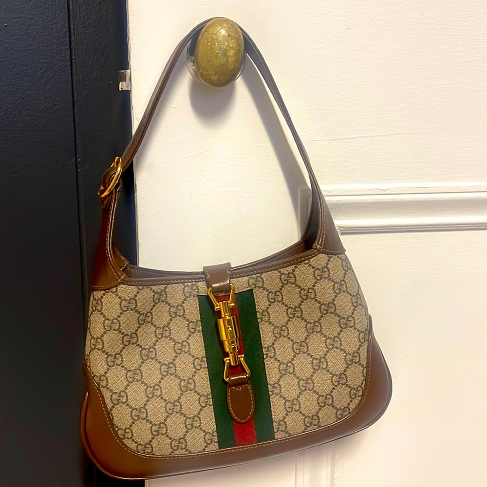Women’s authentic Gucci Jackie hand bag
